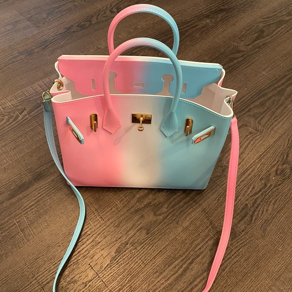 CANDY HANDBAG 👛 NWOT - Picture 2 of 11